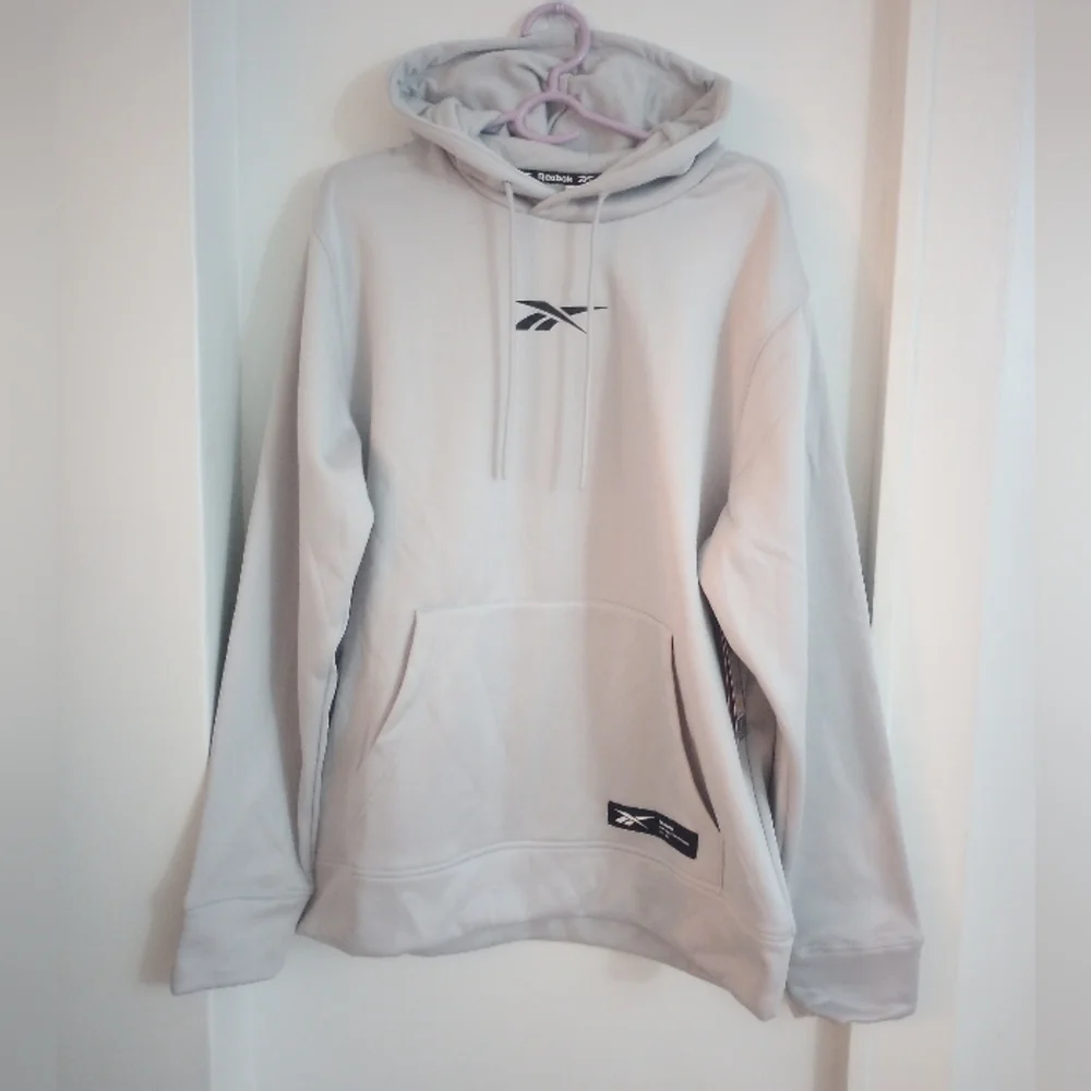 Reebok Men's Gray Fleece-lined Quantam Hoodie Sweater Size Large